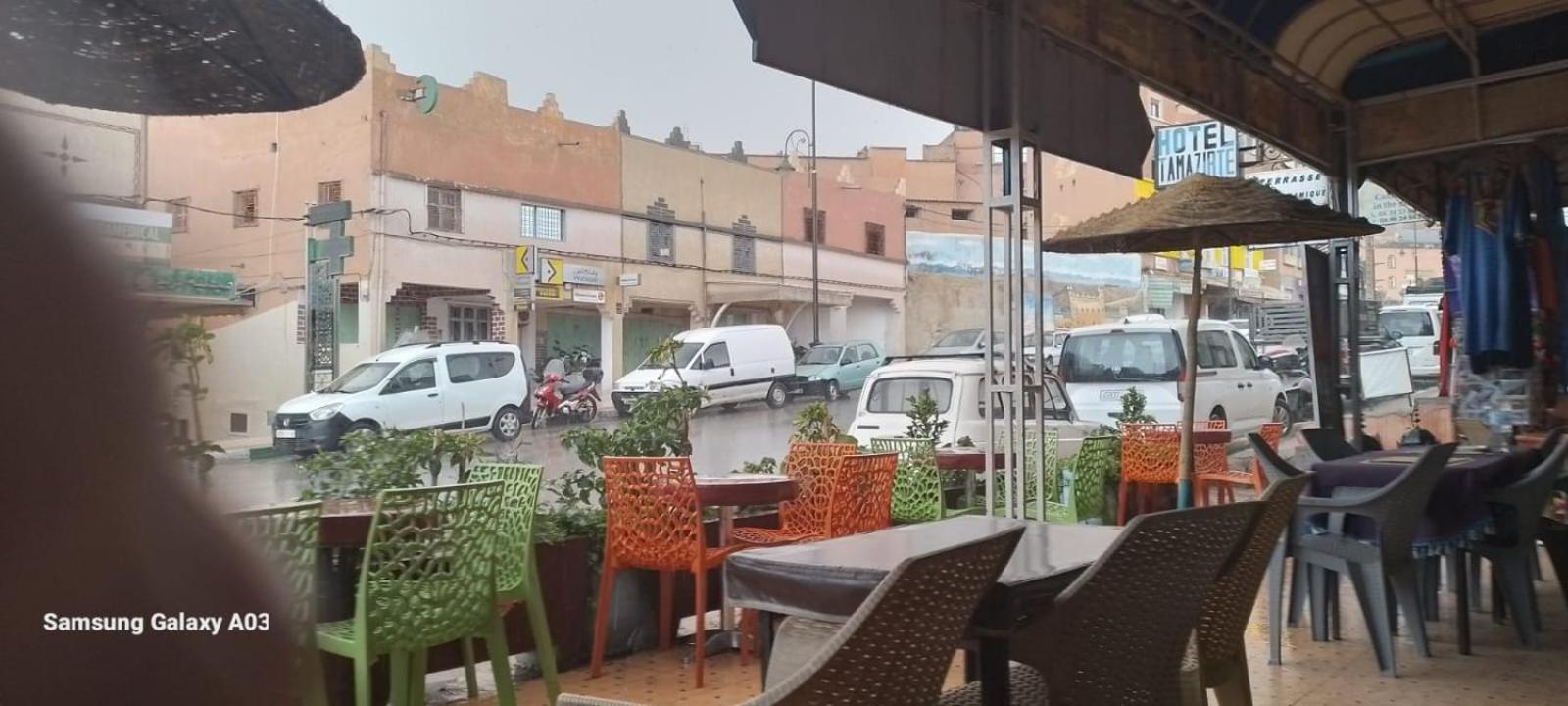 Auberge Restaurant Rooftop Tamazirt Boumalne Exterior foto