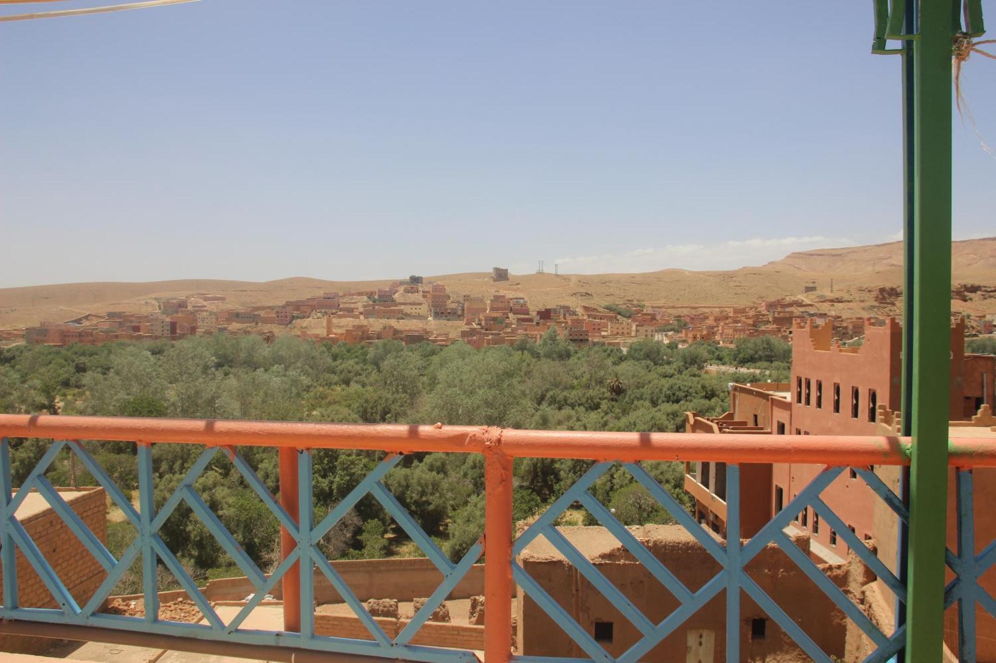 Auberge Restaurant Rooftop Tamazirt Boumalne Exterior foto