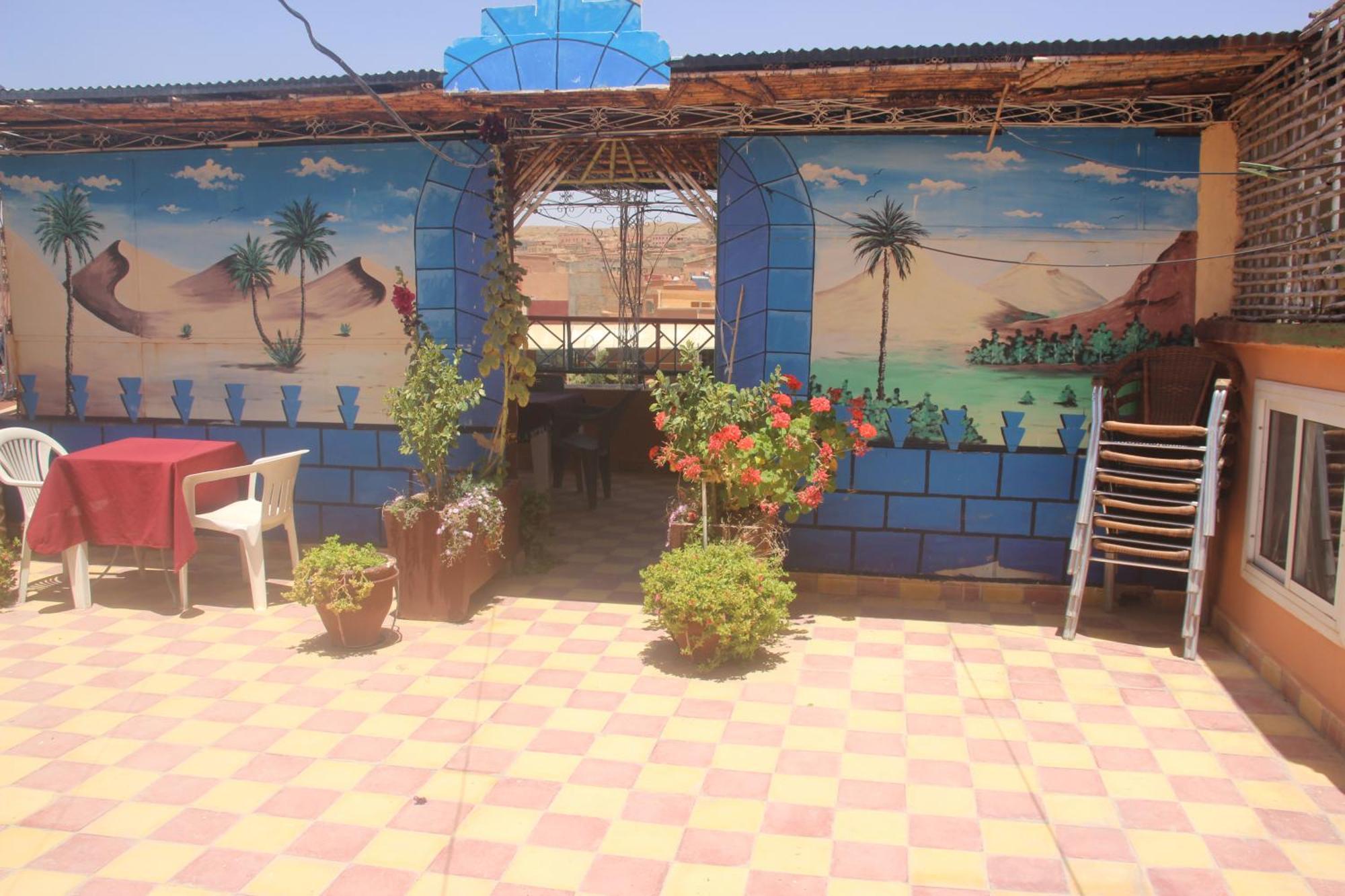 Auberge Restaurant Rooftop Tamazirt Boumalne Exterior foto