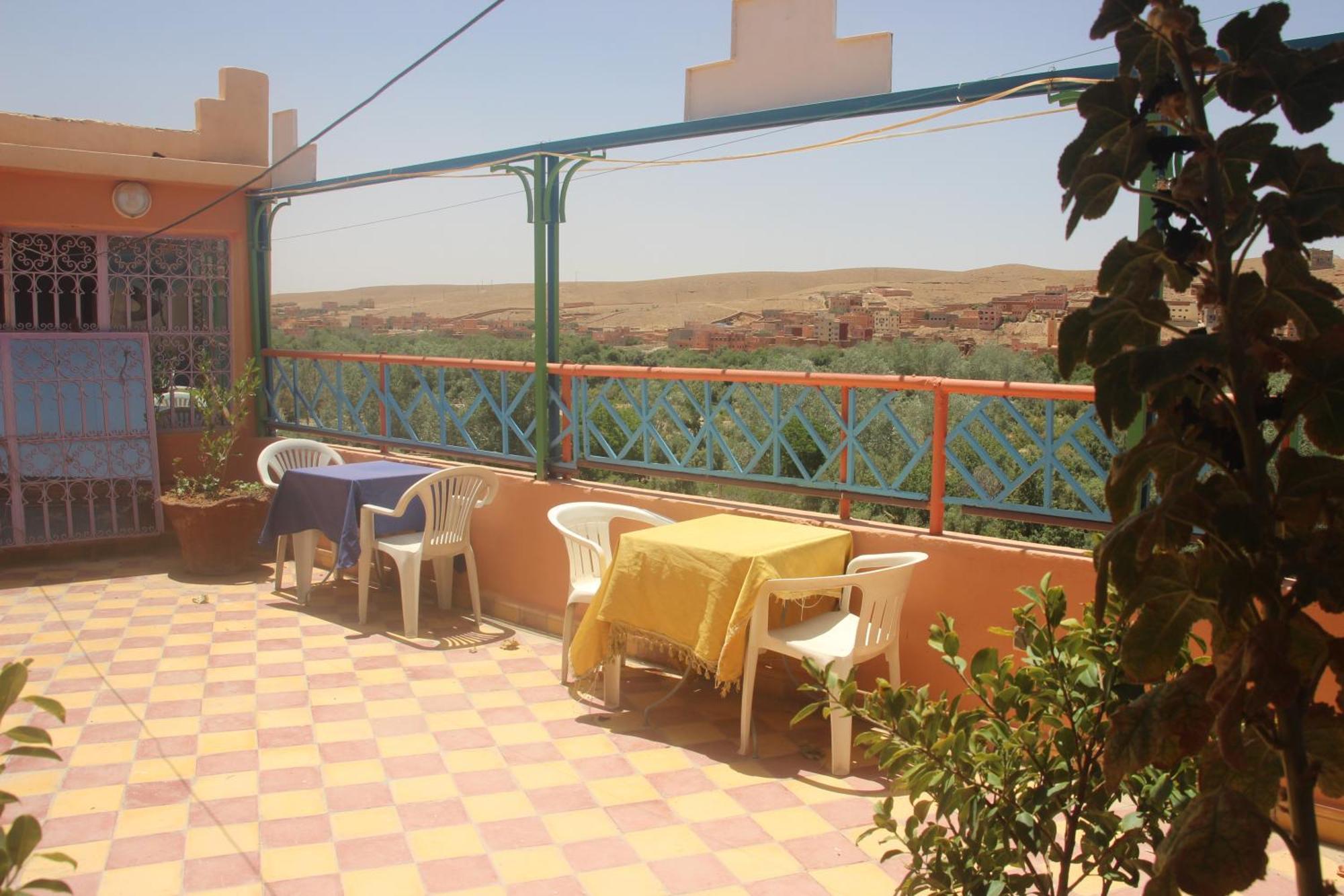 Auberge Restaurant Rooftop Tamazirt Boumalne Exterior foto